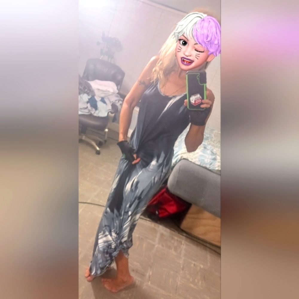 Comfy, casual, silky dress👗